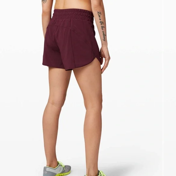 Lululemon Track That Short 5" - Picture 2 of 6